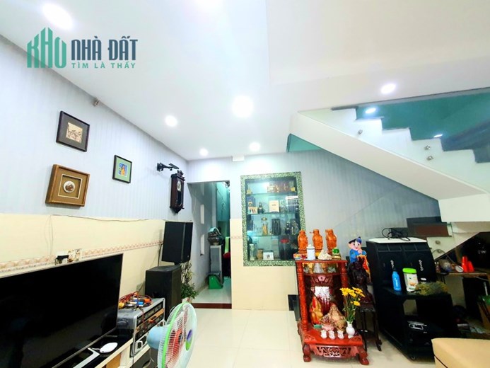 Bán Nhà Dương Quảng Hàm Gò Vấp 100m2 Giá 6 Tỷ 85 Hẻm Xe hơi 5m