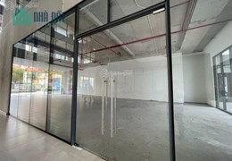 Cho thuê sàn thương mại/văn phòng 600m2 - 1052m2 tại De Capella Q2 cách Thủ Thiêm 2