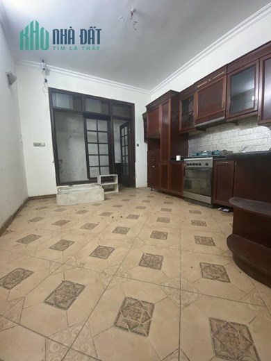 O9 26 28 5559  Bán nhà Vũ Phạm Hàm ( Thông Nguyễn Khang ) DT 67m², 4 tầng, MT 4.5m, giá 13.5 tỷ Cầu