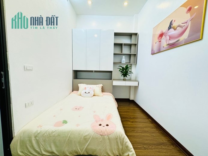 Bán nhà 211 Khương Trung 40m x 4 tầng, gần Hồ, nhà đẹp thiết kế hiện đại
