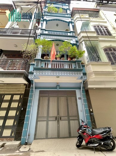 Bán nhà Hoàng Văn Thái 64m x 4 tầng, Mt: 4.1m, phân lô, ô tô vào nhà