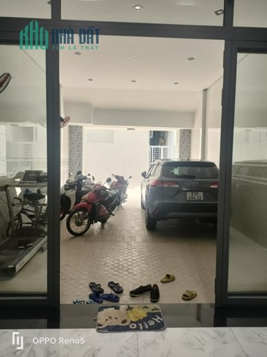 Bán nhà Lã Xuân Oai Quận 9 - Ô tô ngủ trong nhà - 106m2 - Nhỉnh 6 tỷ -  3 tầng 4 PN