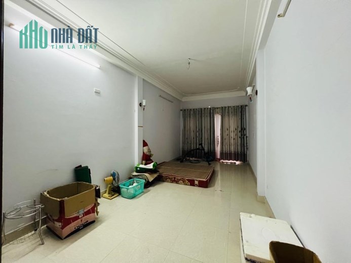SIÊU HÓT-55MV-4 TẦNG GIÁ HƠN 6 TỶ XÍU Ô TÔ ĐỖ CỬA
SÀI ĐỒNG,LONG BIÊN,HÀ NỘI