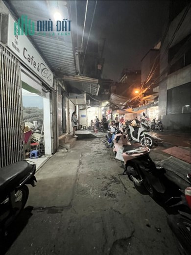 Bán Nhà Mặt Phố La Thành Quận Đống Đa. 43m Nhỉnh 10 Tỷ. Cam Kết Ảnh Thật Mô Tả Chính Xác. Chủ Thiện