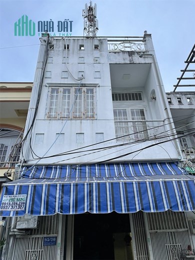 NHÀ ĐẸP - GIÁ TỐT - CHÍNH CHỦ Cần Bán Nhanh Căn Nhà Vị Trí Đắc Địa Tại Quận Bình Tân - HCM