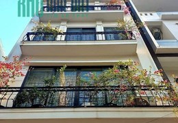 Nhà Hiếm, Đẹp phố Hoàng Như Tiếp, Ôtô tránh, 5 Tầng, Kinh Doanh Ngày Đêm, thông phố Hồng Tiến.