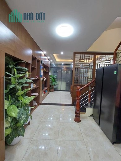 Siêu phẩm Núi Trúc 4.5 tỷ đẹp lung linh
Bán Nhà Đống Đa - 43m2 x 5 tầng - Lô góc thoáng - 15m ra