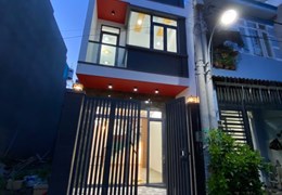 Bán Nhà 2 Lầu đường Võ Văn Hát q9,DT 55m,DT sàn 150m,Giá 4.3ty, Liên Hệ 0933660119 Hoài
