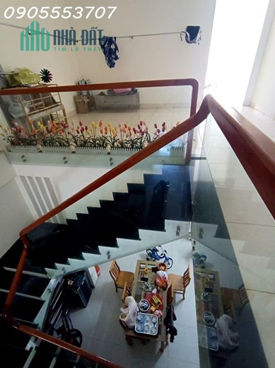 CHỈ 3,x tỷ- BÁN nhà 2 tầng Hòa Xuân, gần Phạm Hùng, cầu Cẩm Lệ, Dt: 5x24m