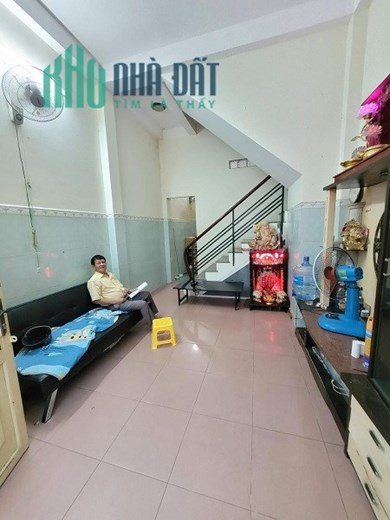 Chủ nhà cần bán nhà 572/19/64 đường Âu Cơ, Phường 10, Quận Tân Bình.