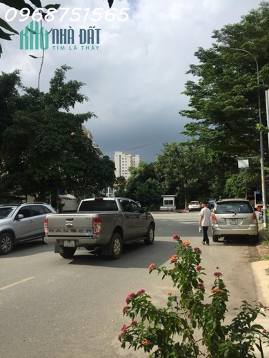 Hạ chào 2 tỷ Nhà 3 tầng Đường HXH Đỗ Xuân Hợp, Phước Long B Còn 5,9 tỷ