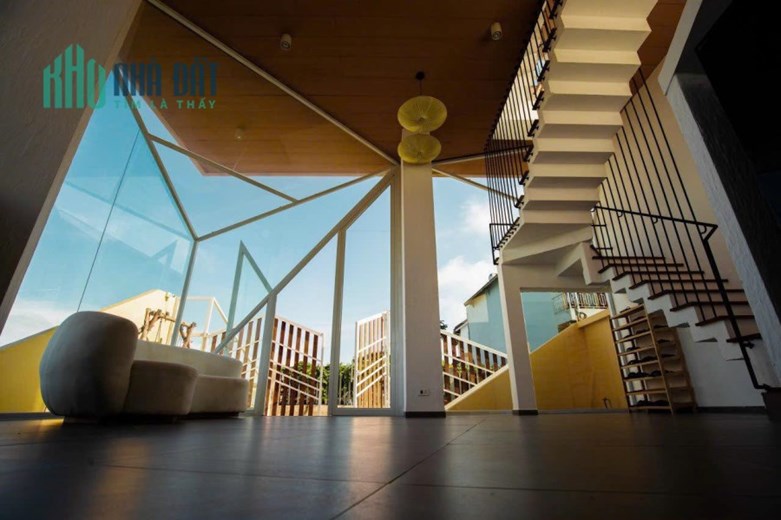 Biệt thự Nam Hồ P11 Đà Lạt 281m2 phong cách độc lạ