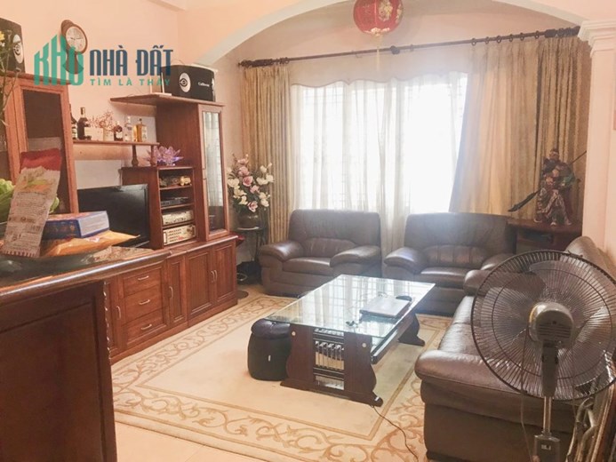 Văn Quán Hà Đông, ngõ rộng ô tô tải qua nhà, 47m2, 5.8 tỷ