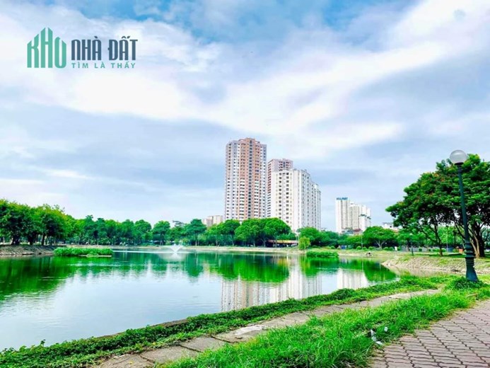 BÁN LUÔN NHÀ NGÕ 147 TÂN MAI DT KHỦNG 52M 5T. SÁT Ô TÔ. CHỈ HƠN 5 TỶ