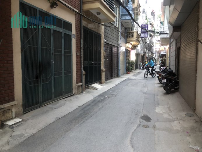 bán nhà Hoàng Quốc Việt. PHÂN LÔ 3 THOÁNG _ Ô TÔ TRÁNH DỪNG ĐỖ NGÀY ĐÊM 45M2/10.6 TỶ