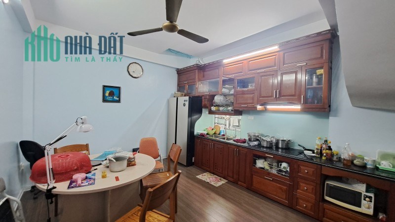 Bán nhà Nguyễn Văn Cừ,Long Biên 5 tầng 53m,Mt4m oto đua hơn 5.8 tỷ