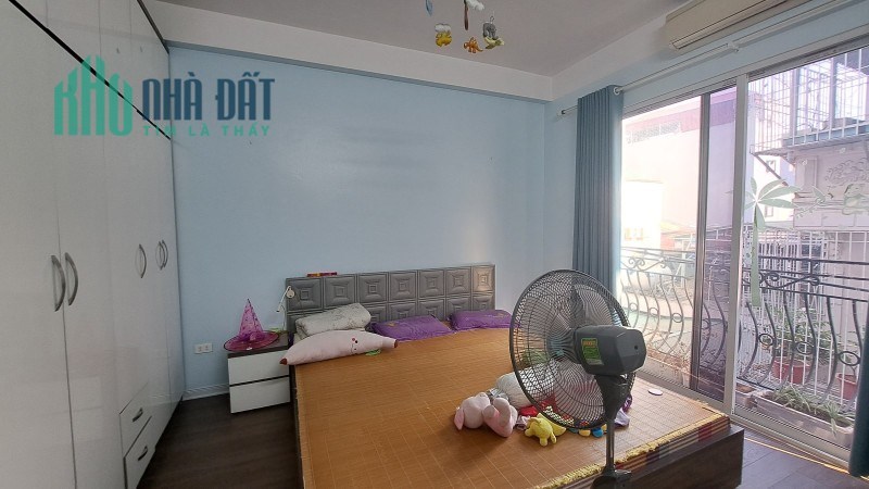 Bán nhà Nguyễn Văn Cừ,Long Biên 5 tầng 53m,Mt4m oto đua hơn 5.8 tỷ