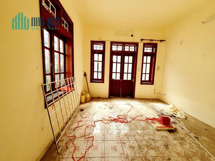 Bán nhà mặt phố Kim Mã Thượng, Ba Đình, vị trí đẹp kinh doanh, 87m, mặt tiền 5.8m, 21.5 tỷ