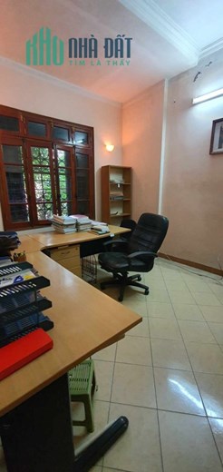 Bán nhà mặt phố Hàng Bạc, Hoàn Kiếm, vị trí đẹp, doanh thu 1900$/tháng, 95m, mặt tiền 4.6m, 51 tỷ