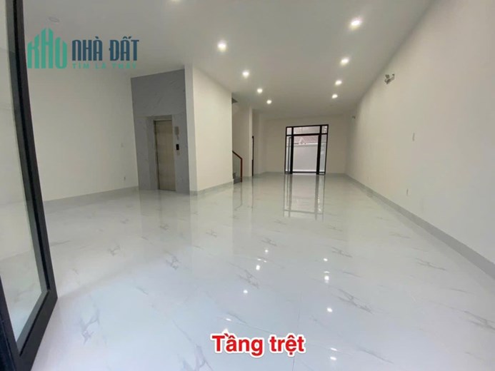 TOP GIÁ SIÊU TỐT Nhà Phố Vinhomes Grand Park hoàn thiện CHO THUÊ NGUYÊN CĂN