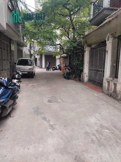 Bán Nhà Phố Hoa Bằng 65m2 x 5 tầng 9 phòng ngủ, ngõ thông rộng , ô tô tránh, Khách mua về chỉ cần