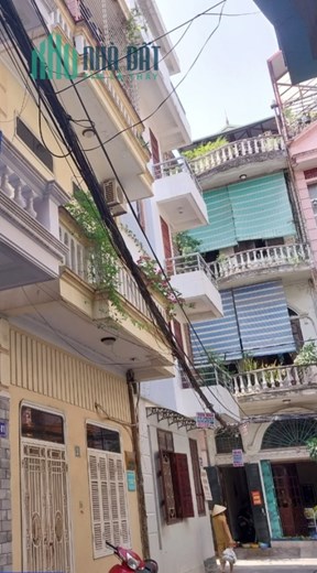 SIÊU HIẾM – LẠC LONG QUÂN – LÔ GÓC 3 THOÁNG – GẦN PHỐ - Ô TÔ ĐỖ CỔNG – 5T x 42m2, 6 TỶ xx