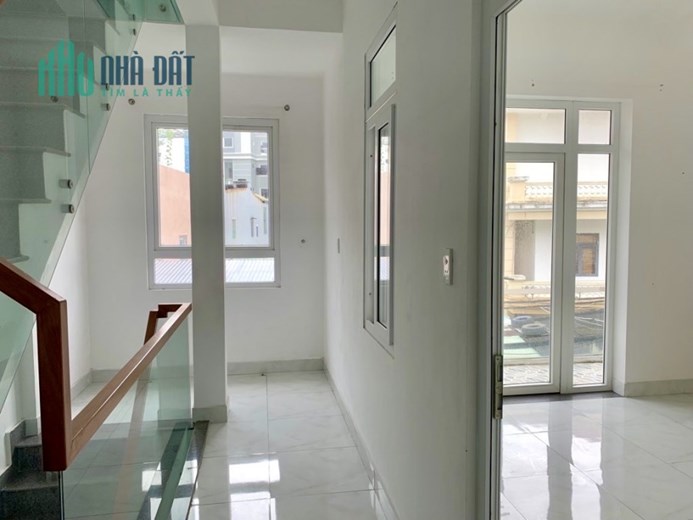 Bán nhà 4 tầng Núi Thành - Cạnh 30/4. 87m2 - MT 7,2m Vuông Vức - Kiên Cố - Ở Ngay