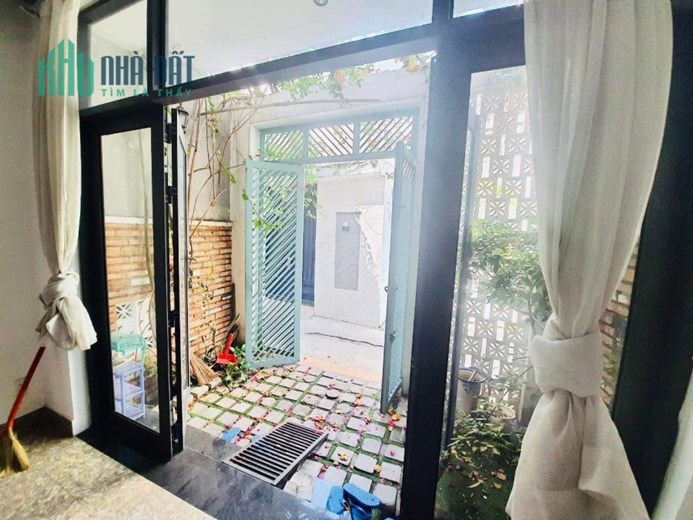 NHẤT BÌNH THẠNH - TỨ GIÁC VÀNG ĐẠI HỌC - 92m2 - THIẾT KẾ CỰC HIỆN ĐẠI - 2 CĂN RA HẺM XE HƠI - 5.7
