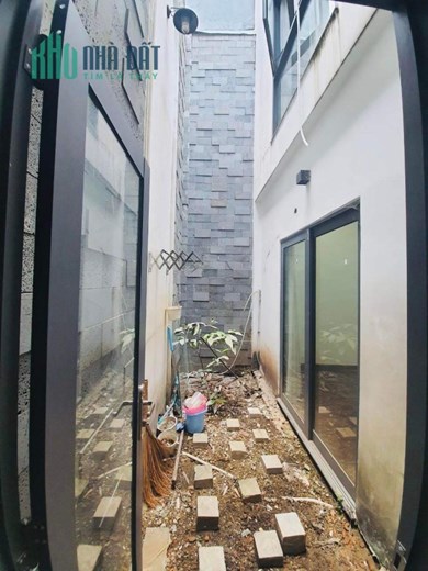 NHẤT BÌNH THẠNH - TỨ GIÁC VÀNG ĐẠI HỌC - 92m2 - THIẾT KẾ CỰC HIỆN ĐẠI - 2 CĂN RA HẺM XE HƠI - 5.7