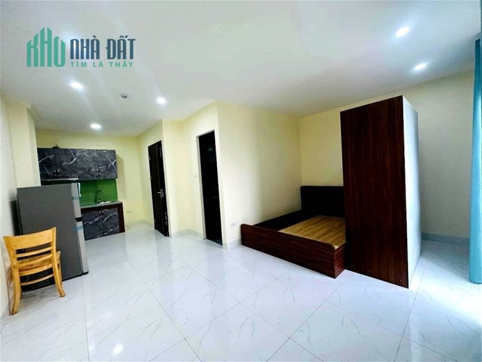 Bán Nhà Mặt Phố Ngõ Hòa Bình Khâm Thiên Quận Đống Đa. Sổ 92m Thưc Tế 98m Xây 8 Tầng Mặt Tiền 5.6m