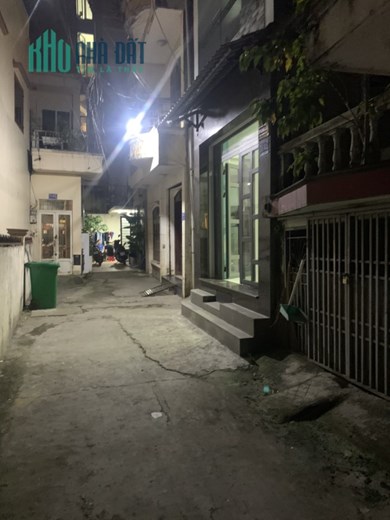 374A/40/2 Nguyễn xí phường 13 bình thạnh 1 tret 1 lau scn 35m 2,8 ti