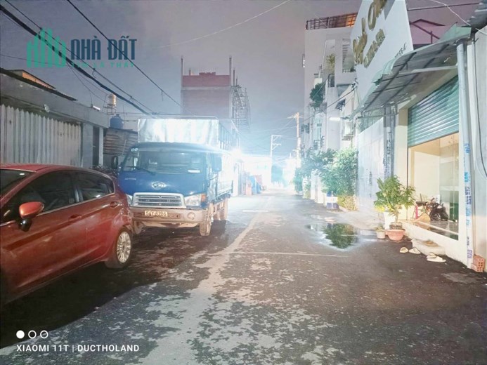 Bán đất tặng nhà 16x17m đường xe tải 8m Thạnh Lộc 19, Quận 12 gần Ngã 4 Ga