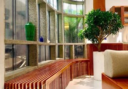 Ngộp bank cần bán nhà gấp trung tâm quận 3 , căn góc siêu đẹp.