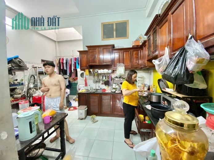 Bán Nhà Phạm Văn Chiêu Phường 9 2lầu 5.5x15m, hẻm Vip, giá 6.1 tỷ