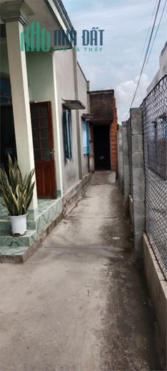CẦN  BÁN ĐẤT TẶNG NHÀ CẤP   4  Tại  Xã Hàm Trí, Huyện Hàm Thuận Bắc, Tỉnh Bình Thuận