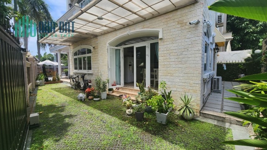 Bán biệt thự đơn lập cao cấp khu Nam Thông 1,quận 7,400m2,NT cao cấp,giá 88 tỷ,LH:0907753508
