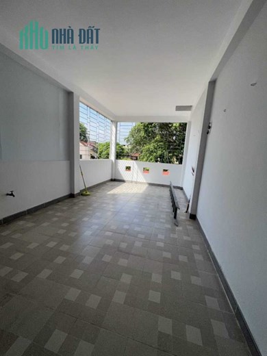 Bán nhà ngõ 93 Tô Vĩnh Diện 60M 4 tầng, ô tô đỗ cửa, vào nhà , giá 9.5 tỷ