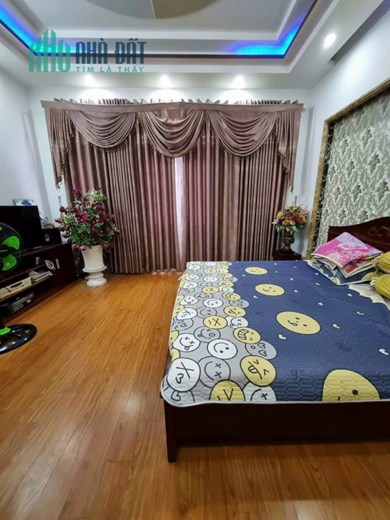 Bán Nhà HXH Âu Cơ, Tân Bình, 140m2, Ngang Hơn 7m Nở Hậu, Dòng Tiền 42tr, Nhỉnh 13 Tỷ TL.