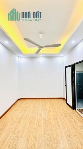 Nhà Đại La 24m2, 4 tầng mới đẹp, mặt tiền 5m, chỉ 2.85 tỷ, 0977097287