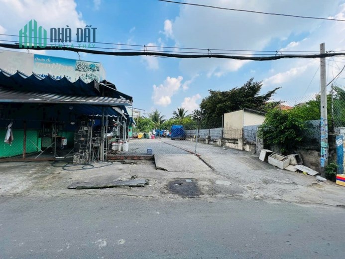 Bán đất mặt tiền đường 14 Linh Đông, đường 10m, sổ đỏ, giá rẻ