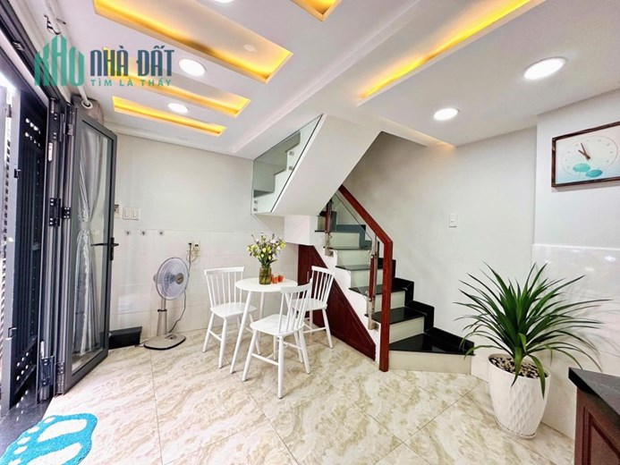 Bán Nhà Mới Đẹp 5 Tầng- HXH Thông Thích Quảng Đức P5 Phú Nhuận- Vị Trí Đẹp- Chỉ 4,8 Tỷ