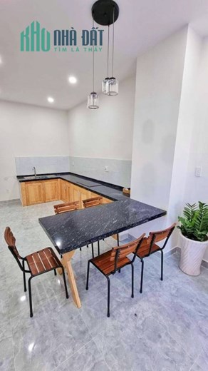 Ngang khủng 6m Hương Lộ 2 Bình Tân gần 70m2 HXH 4 tầng 5 tỷ xí.