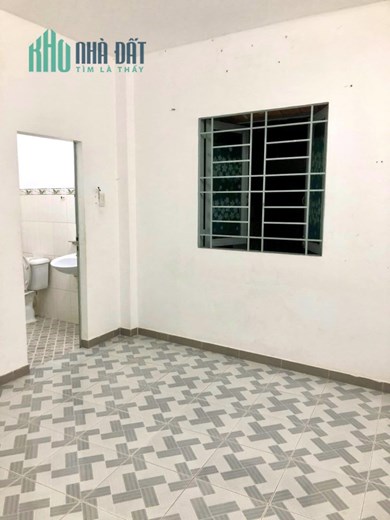 Bán nhà đường Nguyễn Chí Thanh, phường 3, quận 10, 4 tầng, 3 tỷ 8