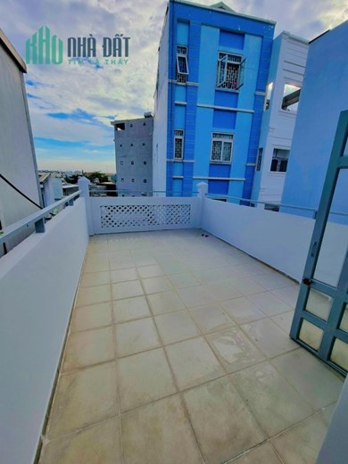 Nhà mặt tiền, dtsd 110m2, 4 tầng, btct, 4pn, nhà mới, nhỉnh 5 tỷ ,