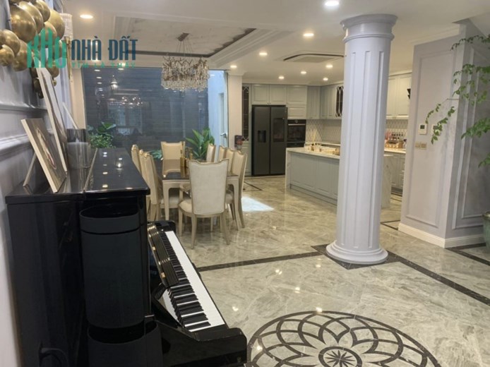 Bán nhà phố Kim Mã, Ba Đình, khu quan chức, biệt thự, ở sướng, 166m, Mặt Tiền 7.7m, 39 tỷ.