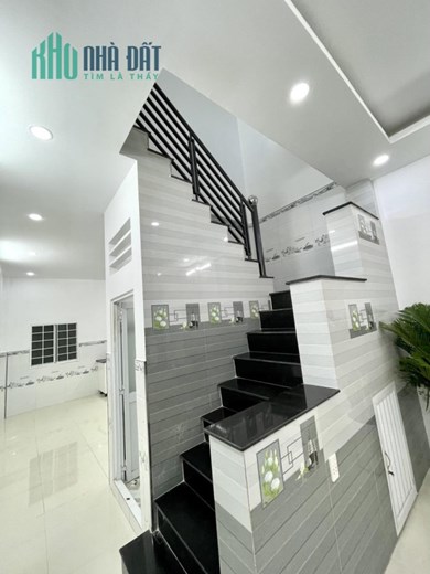 GẦN ĐẦM SEN QUẬN 11 ,4X14M 2 TẦNG CHỈ 4 TỶ 280