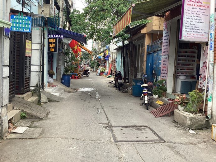 Bán đất 1/ Bùi Văn Ba, tặng căn nhà và dãy trọ, ngay Khu chế xuất Tân Thuận