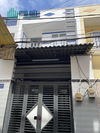 CÁCH ĐÀM SEN QUẬN 11 900M DIỆN TÍCH ĐẸP 4X14M SỔ VUÔNG A4 2 TẦNG HẼM 4M CHỈ 4 TỶ NHỈNH