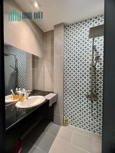QUẬN 4 CHÍNH CHỦ CẦN BÁN NHANH TRONG TUẦN - PHÍ HH 1% MÔI GIỚI NHẬN ĐỦ 34M2 4 TẦNG KẾ MẶT TIỀN CHỈ