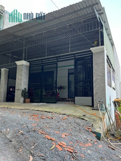Cần bán đất có 2 căn nhà cấp 4 tại Phường Uyên Hưng, TP Tân Uyên Bình Dương